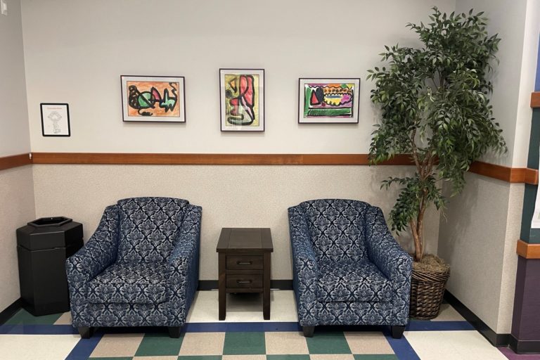 Teacher's lounge at Thompson Crossing Elementary School in Indianapolis, Indiana | Bob's Discount Furniture